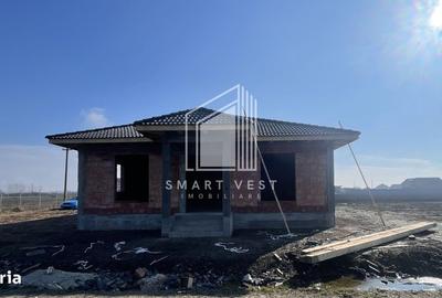 Casă cu 4 camere cu Teren 700 Mp în Botiz - 14