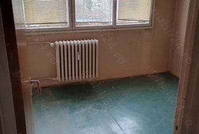 Apartament cu 4 camere în Central - 1