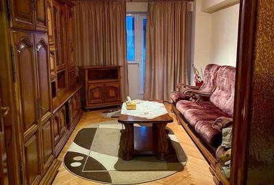 Apartament cu 3 camere decomandat în Aradului - 3