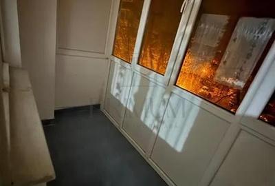 DAMBOVITA - ETAJ 2 - DECOMANDAT - 3 CAMERE - CENTRALA PROPRIE - 7