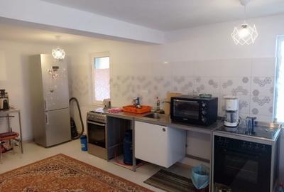 Casă cu 4 camere în Albota - 3