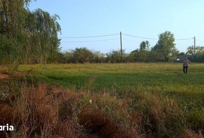 Teren de 2154 mp, în Periș