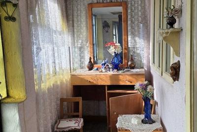 Casă cu 4 camere cu Teren 600 Mp în Central - 2