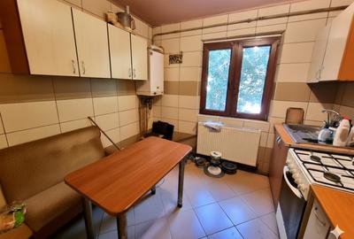 Apartament cu 3 camere decomandat-Tatarasi-Liceul Teoretic Al. Ioan Cuza Apartament cu 3 camere decomandat-Tatarasi-Liceul Teoretic Al. Ioan Cuza - 6