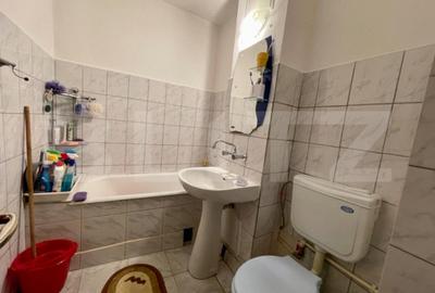 Apartament cu 3 camere decomandat, mobilat în Central - 1
