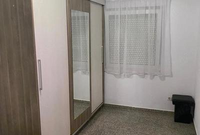 Apartament cu 3 camere nedecomandat în Cetate