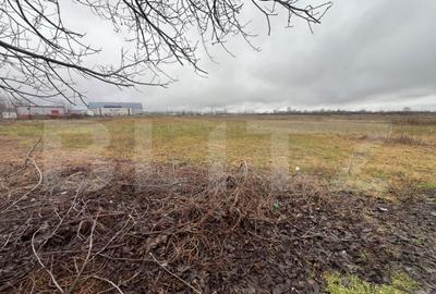 Teren de 1578 mp, în Micro 11 - 3