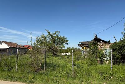 Teren Construcții intravilan de 4500 mp, în Țegheș