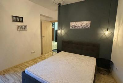 Apartament cu 2 camere decomandat în Sinaia - 1
