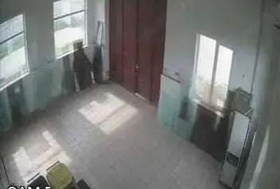 Spațiu comercial, de 1,446 mp, în Filiași - 10