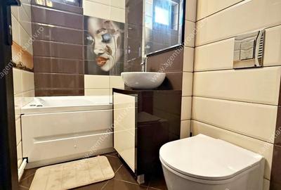 Apartament cu 3 camere decomandat în Micro 20 - 6