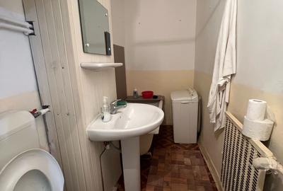 Apartament 2 camere - 55 mp utili - Etaj 2/3 - Zona Bulevardul Independenței Apartament 2 camere - 55 mp utili - Etaj 2/3 - Zona Bulevardul Independenței - 4