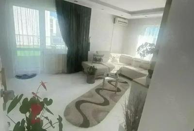 Apartament cu 2 camere decomandat în Vișani - 3