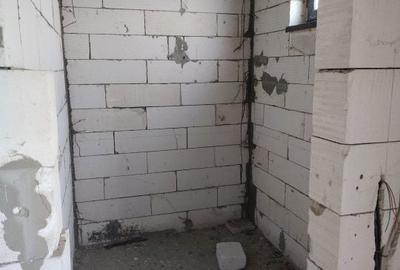 Casă cu 4 camere cu Teren 250 Mp în Cernele - 11