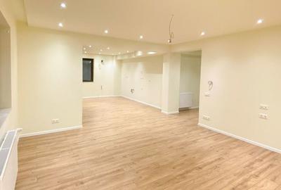 Vânzare vilă 8 camere | Grădină 500mp | 3 locuri de parcare - 12