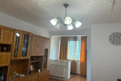 Garsonieră semidecomandată în Astra - 3