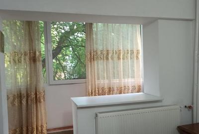 Inchiriez garsoniera centru Ploiesti ( zona Tribunal nou ) - 1