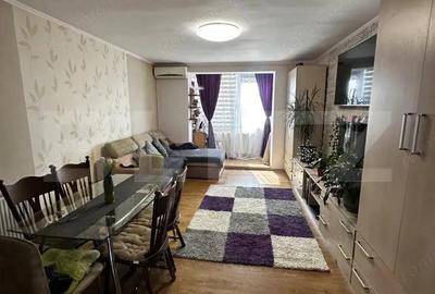 Apartament de vanzare, cu 3 camere, 70 mp, zona 14 Mai - 1