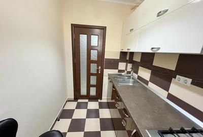 INCHIRIEZ garsoniera decomandata,recent renovata, zona Turnisor - 3