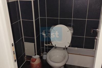 Spațiu comercial, de 160 mp, în Central - 9