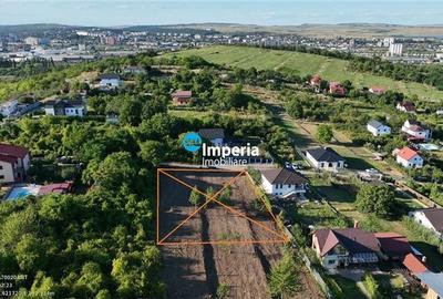 Teren Construcții intravilan de 1200 mp, în Bucium - 1