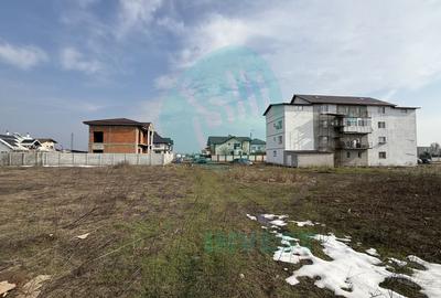 Teren Construcții intravilan de 826 mp, în Nord - 5