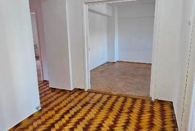 Apartament cu 4 camere decomandat în 13 Septembrie - 4