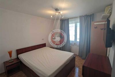 Delfinului | 3 camere | 67mp | Decomandat | B12308 - 7