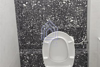 Spațiu comercial, de 250 mp, în Central - 8