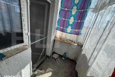 Apartament cu 3 camere decomandat în Gojeiești - 14