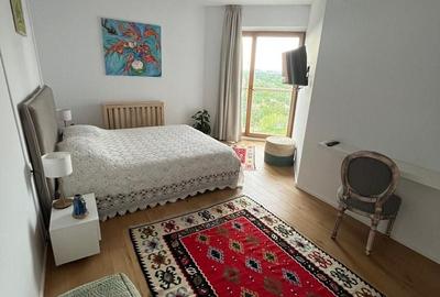 Apartament cu 3 camere semidecomandat, mobilat în P-ta Presei Libere - 2