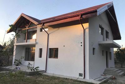 Casă cu 5 camere cu Teren 405 Mp în Bragadiru