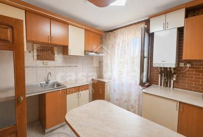 Apartament cu 4 camere decomandat în Central - 4