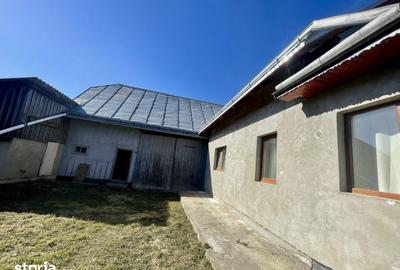Casă cu 3 camere cu Teren 3500 Mp în Vicovu de Sus - 9