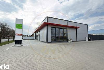 Spațiu comercial, de 296 mp, în Central - 8