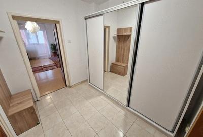 Apartament cu 2 camere semidecomandat, mobilat în Titan - 1