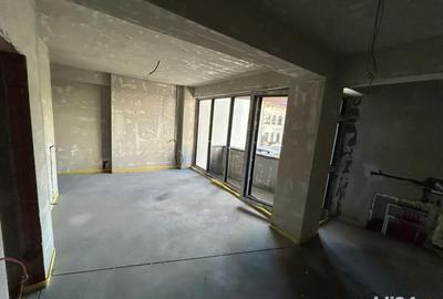 Garsonieră decomandată în Central - 7