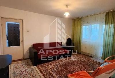 Apartament cu 2 camere, centrala proprie, zona Girocului