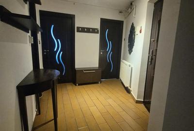 Vand apartament cu 2 camere situat central - 4