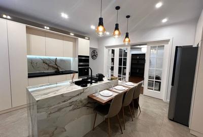 De Închiriat Apartament 2 Camere Lux Ultracentral - 1