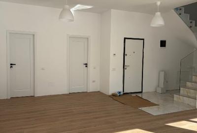 Casă cu 4 camere cu Teren 200 Mp în Drumul Taberei - 11