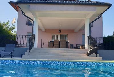 Casă individuală cu 6 camere cu Canalizare în Crevedia - 35