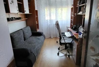 Ofer spre inchiriere apartament cu 3 camere - 3
