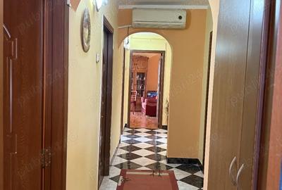 Apartament cu 4 camere decomandat în 9 Mai - 6