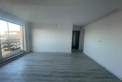 Apartament cu 3 camere semidecomandat în Central - 17