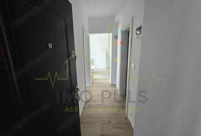 Apartament la parter cu balcon. Bucatarie separata. Loc de parcare - 2