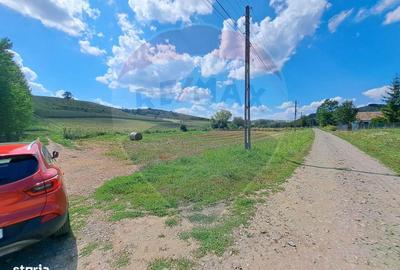 Teren de 2000 mp, în Central - 7