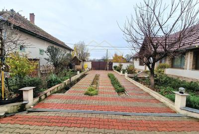 Casa individuala spatioasa, renovata total pe parter I Recas | COM 0% - 14