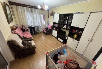 Apartament cu 2 camere decomandat, mobilat în Far - 1