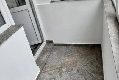 Apartament cu 2 camere semidecomandat în Craiovița Nouă - 1